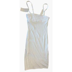 Vassarette Slip Women's Size Medium Convertible 4 way straps New with Tags Clean